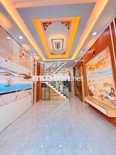 BÁN NHÀ SỔ HỒNG RIÊNG. SAU LƯNG CHỢ ĐÔNG THẠNH. Đi bộ ra chợ năm phút