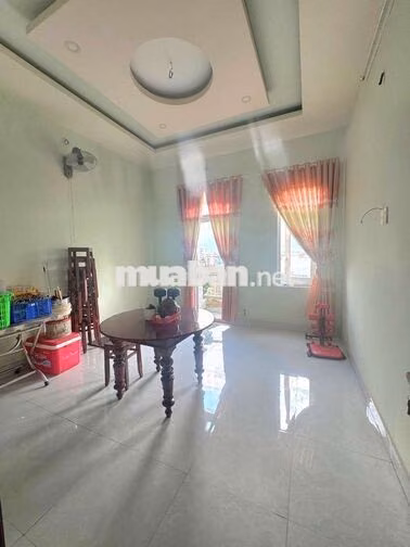 CHỦ NHIỆT BÁN - CHỈ 5,3T TL - NHÀ 3 TẦNG - HẺM 6M- SÁT LÊ TRỌNG TẤN
