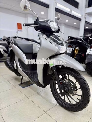 Honda SH Mode Bạc mờ 600km