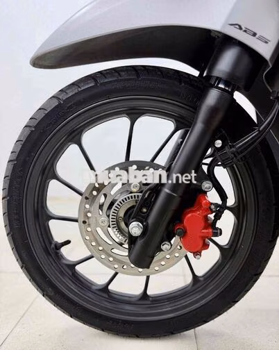 Honda SH Mode Bạc mờ 600km