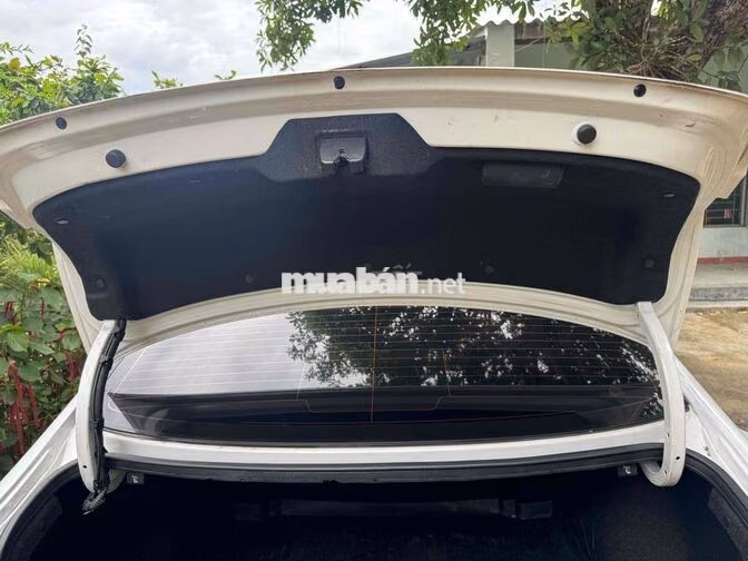 Hyundai Elantra 1.6 MT 2021 Trắng Số sàn