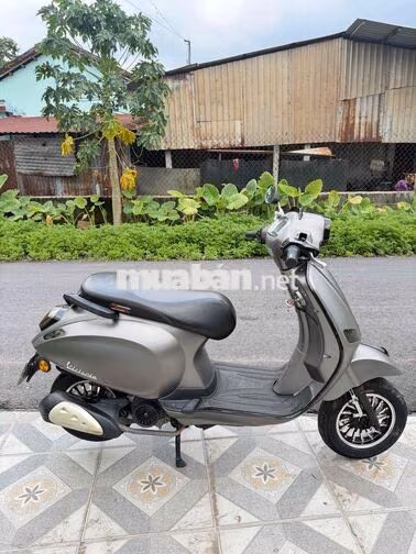 Victoria Vespa 50cc 2025 Xám