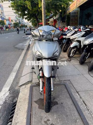 Honda Future mập Fi 2015 Bạc, Xanh lá Đã sử dụng