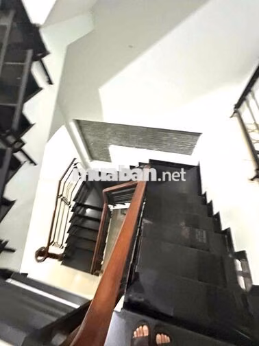 NHÀ [ 4 x 16] 2 lầu,sân thượng (3PN,3WC) hẻm 8 thông ,KHU TÂN HƯƠNG,TP