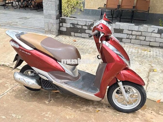 Honda Lead 2018 màu Đỏ xe đẹp, khoá smartkey