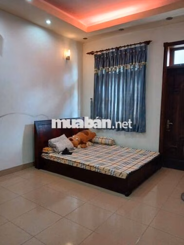 Cho thuê nhà 4pn hẻm xe hơi đường Trần Văn Ơn, Quận Tân Phú