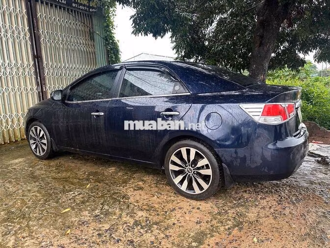 Kia Forte Xanh 5 chỗ