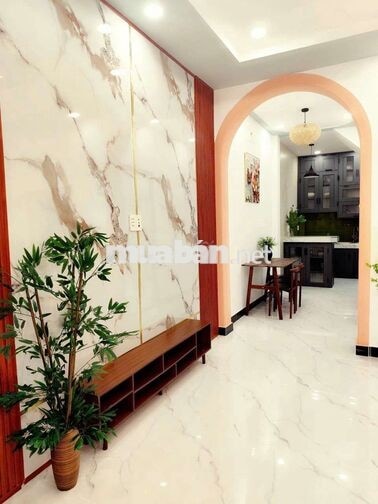Lê Văn Quới. Bình Tân. 40m 2 tầng. 3pn. Chỉ 4.8 T