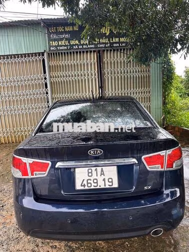 Kia Forte Xanh 5 chỗ