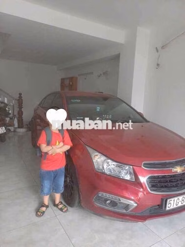 4pn 1p thờ ,3 máy lạnh .ôtô đậu trong nhà 