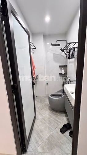 cho thuê nhà 75m2 2 tầng ngõ ôt khu thái hà