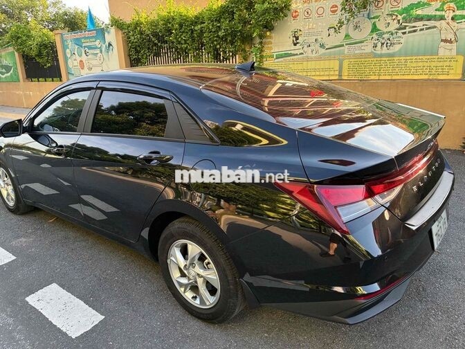 Hyundai Elantra 1.6 AT 2023 Đen 24.000 km