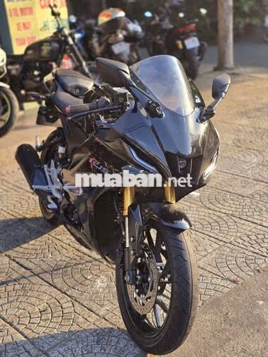 Yamaha R15v4 2025 Đen chính chủ sang tên nhanh