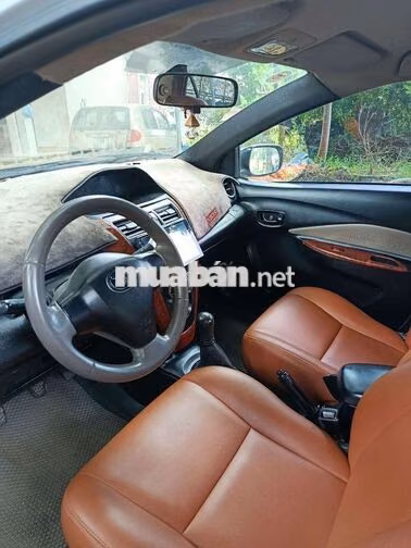 Toyota Vios 2010 Bạc