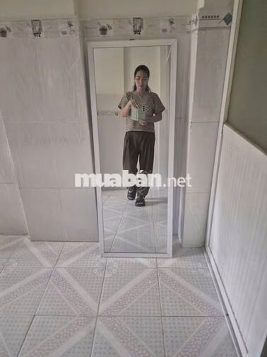 Nhà Q3 cho thuê dt 3x8 sạch sẽ,2 PN+ 2WC. Ưu tiên gia đình/nhóm bạn