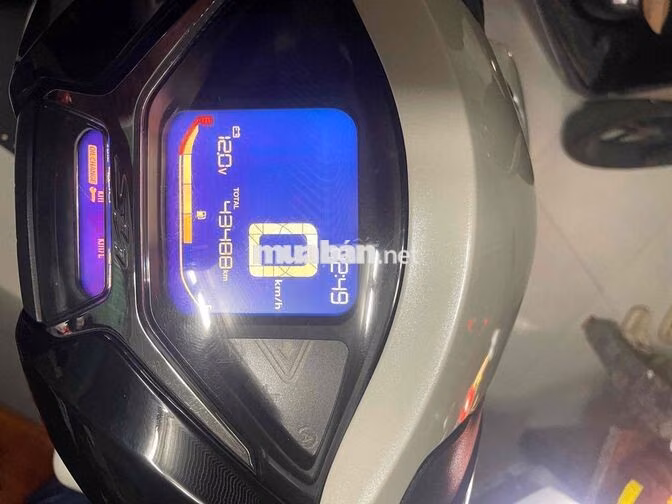Honda SHVN 2022 Trắng 43488 km