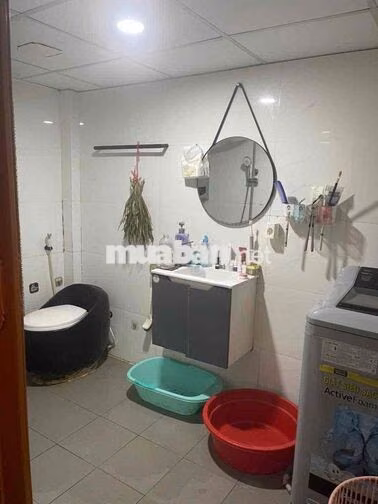 NHÀ [ 4x 10] 1 lửng ( 1PN,2WC) KHU ĐƯỜNG SỐ 3 —CHỢ BÌNH LONG