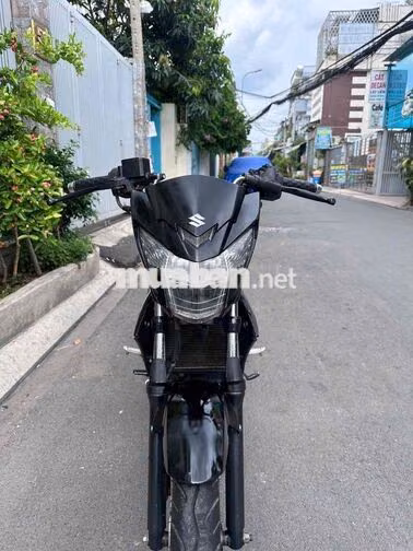Suzuki Raider 150 mới 90%