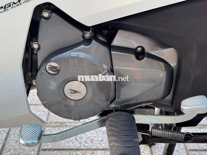 Honda Future FI 2023 Trắng máy zin biển Long Xuyên