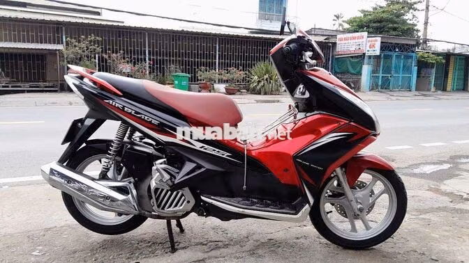 Honda Air Blade 125 FI 2014 Đỏ đen Việt Nam