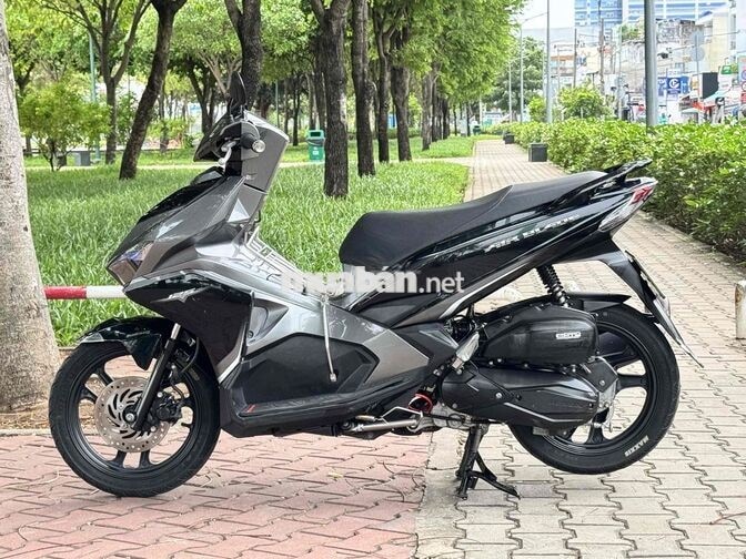Honda Air Blade 2017 Xám đen