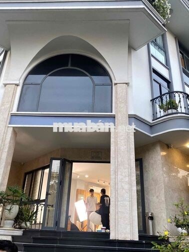 góc 2 mặt tiền nguyên sàn full nội thất Vạn Phúc City