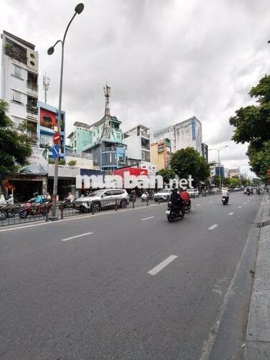 Cho Thuê Nhà Mặt Tiền Đường 3/2 Quận 10 – 4x20m – 2 Phòng