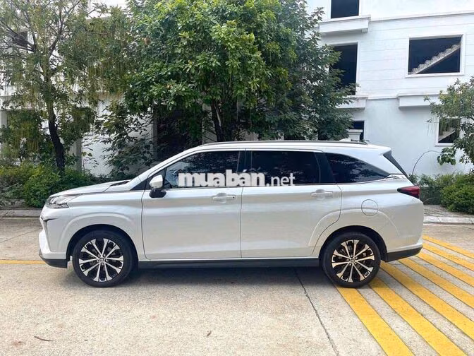 Toyota Veloz Cross Top 2025 Trắng 1 vạn km