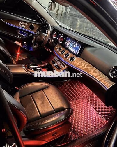 Mercedes-Benz E200 2018 Đen 48246 km