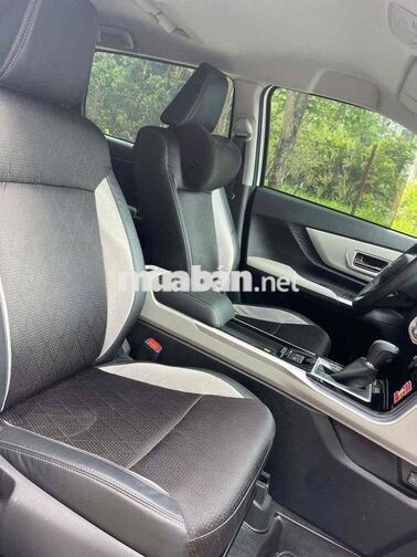 Toyota Veloz Cross Top 2025 Trắng 1 vạn km