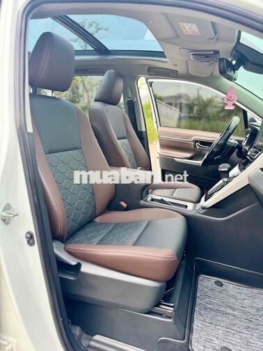 Toyota Innova Cross HEV 2025 Xăng điện Trắng