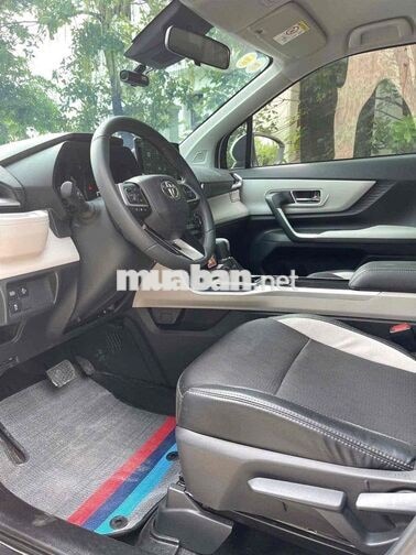 Toyota Veloz Cross Top 2025 Trắng 1 vạn km