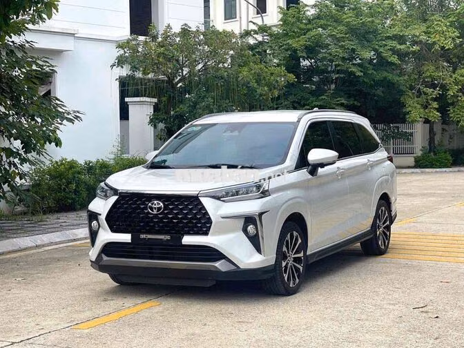Toyota Veloz Cross Top 2025 Trắng 1 vạn km