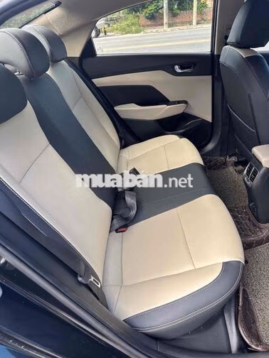 Hyundai Accent 2021 Tiêu chuẩn Tự động 66000 km Đe