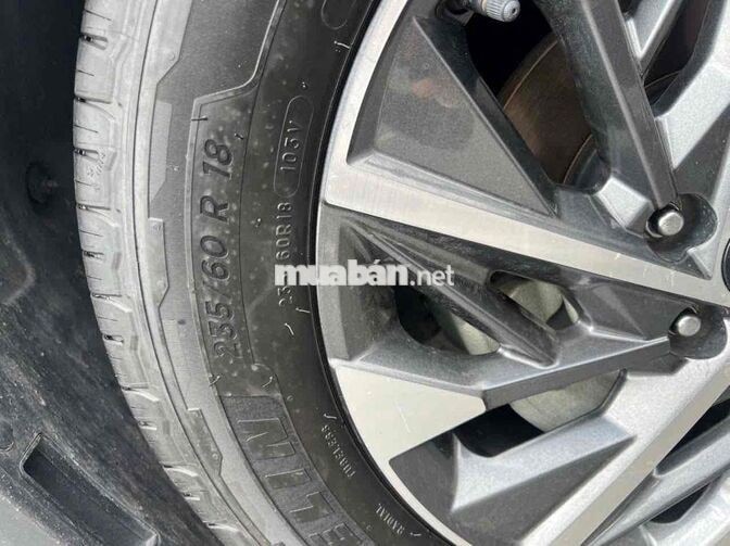 Hyundai Tucson Cao cấp 2022 Trắng 42.500km
