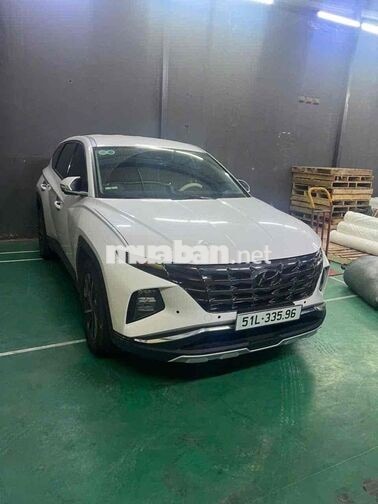 Hyundai Tucson Cao cấp 2022 Trắng 42.500km