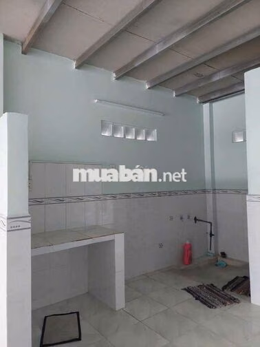 Nhà cho thuê hẻm 637 Tỉnh Lộ 10, (1 lửng 1WC) hẻm xe hơi, nhà trống