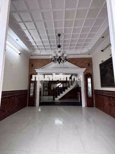 nhà cực đẹp chính chủ cho thuê