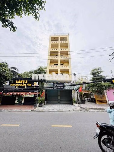 CHO THUÊ TÒA  NHÀ MẶT TIỀN LÊ ĐỨC THỌ P HẠNH THÔNG NGAY CHỢ CĂN CỨ