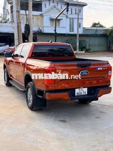 Ford Ranger XLS 2025 2 cầu tự động 4 vạn siêu đep