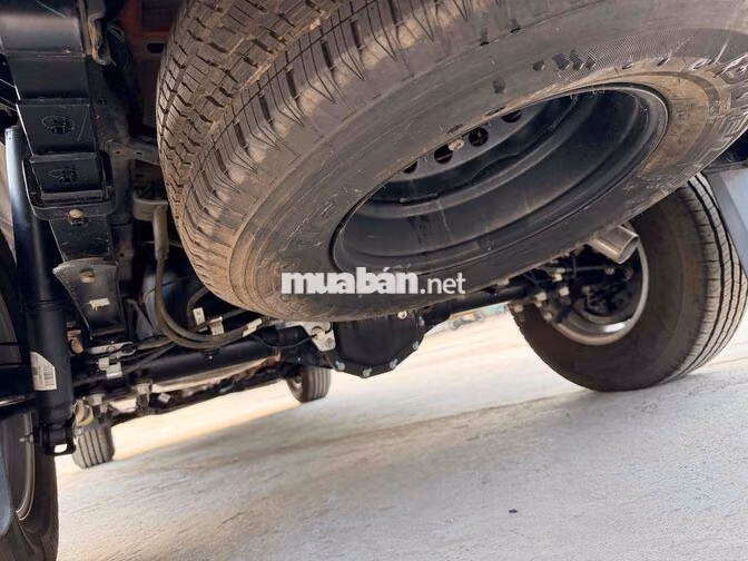 Ford Ranger XLS 2025 2 cầu tự động 4 vạn siêu đep