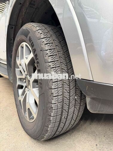 Everest Tita 2025 odo 19.000km BH 2028