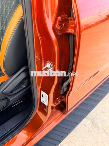 Ford Ranger XLS 2025 2 cầu tự động 4 vạn siêu đep