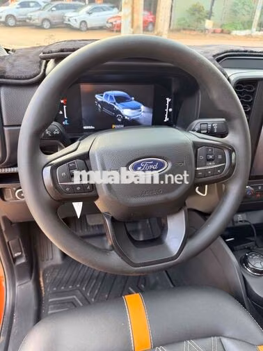 Ford Ranger XLS 2025 2 cầu tự động 4 vạn siêu đep