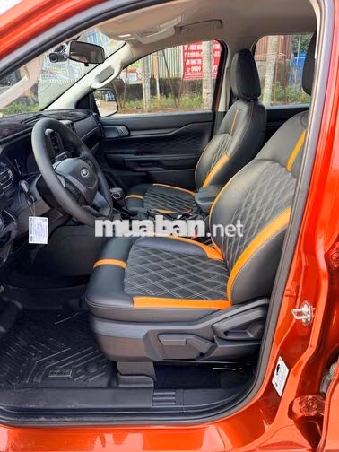 Ford Ranger XLS 2025 2 cầu tự động 4 vạn siêu đep