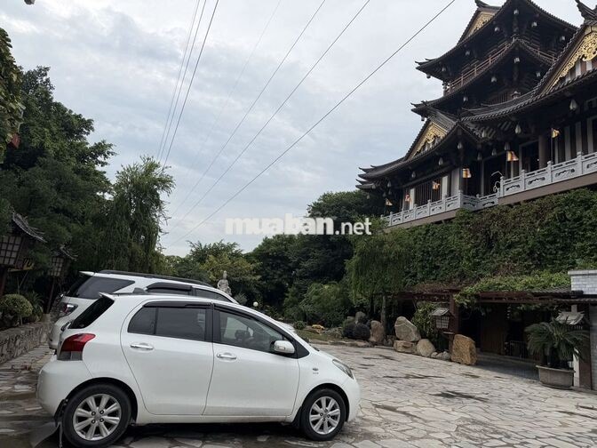 Toyota Yaris Hatchback 2007 Trắng 12 vạn km