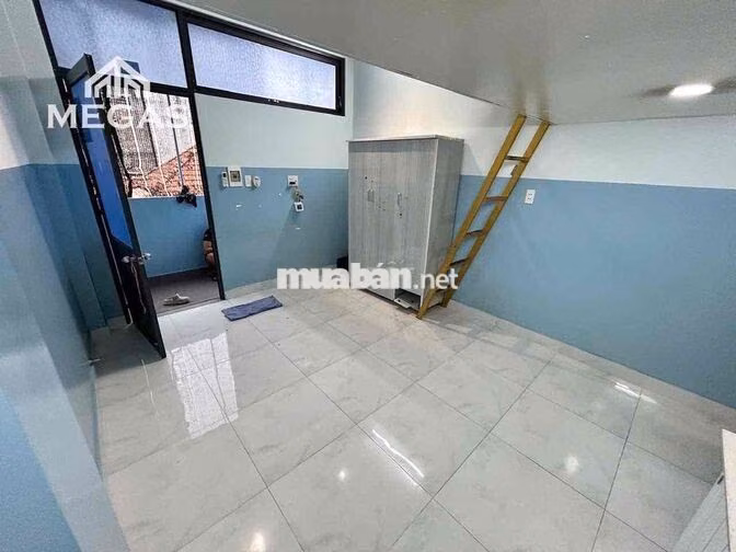 PHÒNG DẠNG DUPLEX 2 KHÔNG GIAN NGỦ NẰM NGAY ĐH LUẬT CS 2