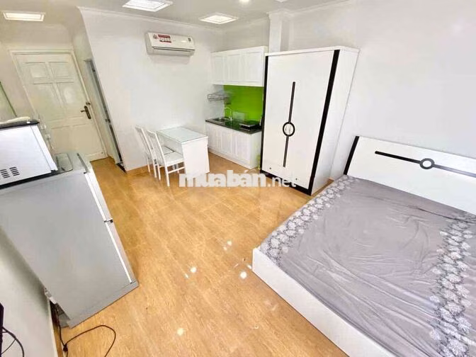 Cần tiền cho thuê phòng 28m2 Full Nội Thất giá rẻ tại CMT8 quận 10