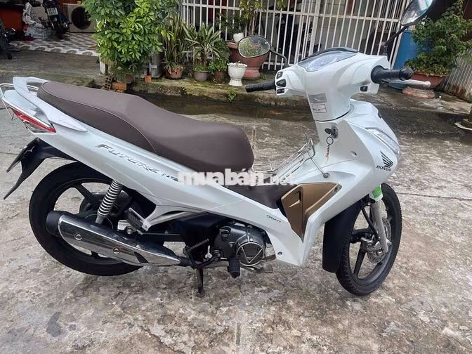 Honda Future Trắng 12000 km