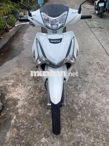 Honda Future Trắng 12000 km